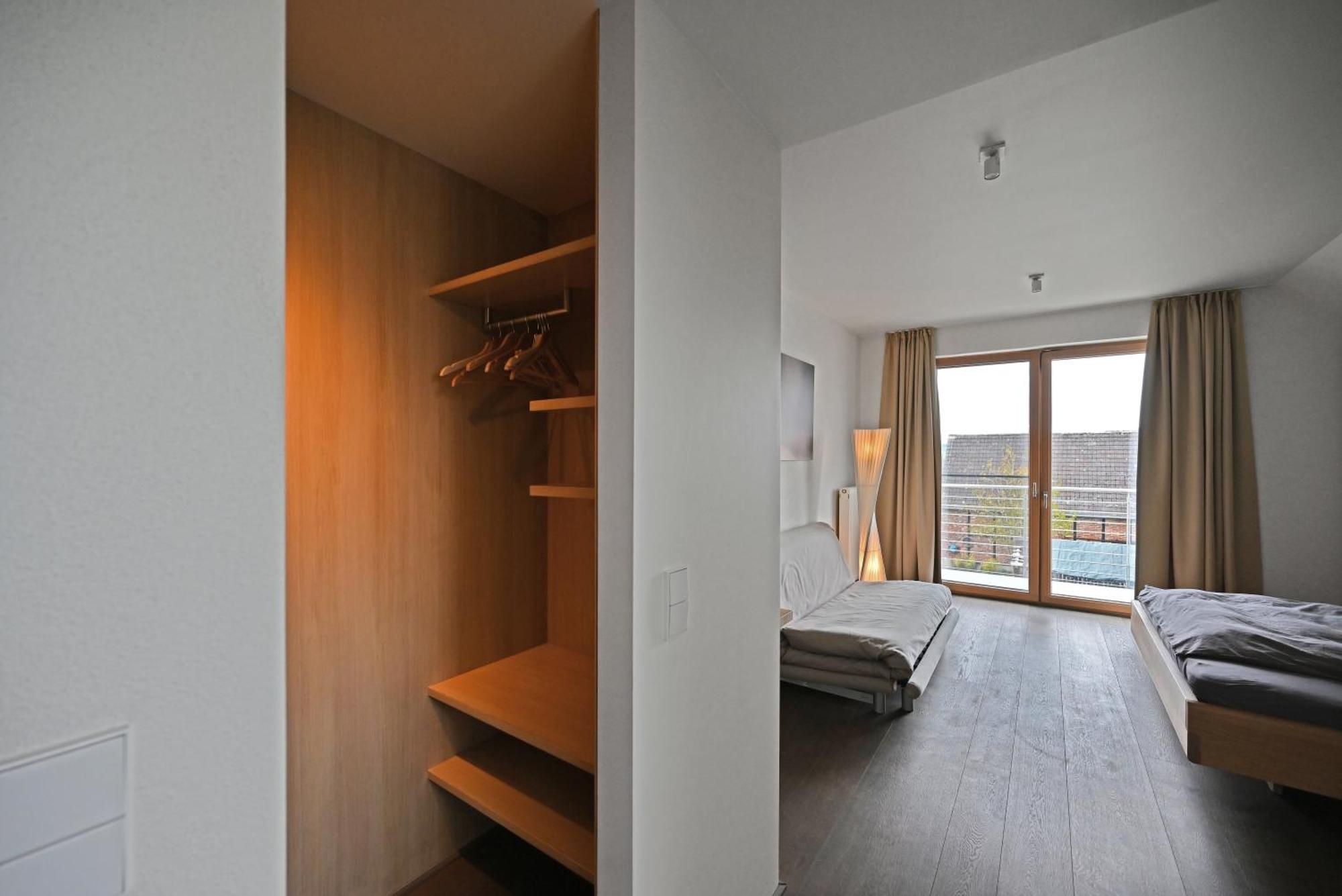 Modernes & Gepflegtes Hotelzimmer Mit Kueche! Bernstadt  Dış mekan fotoğraf